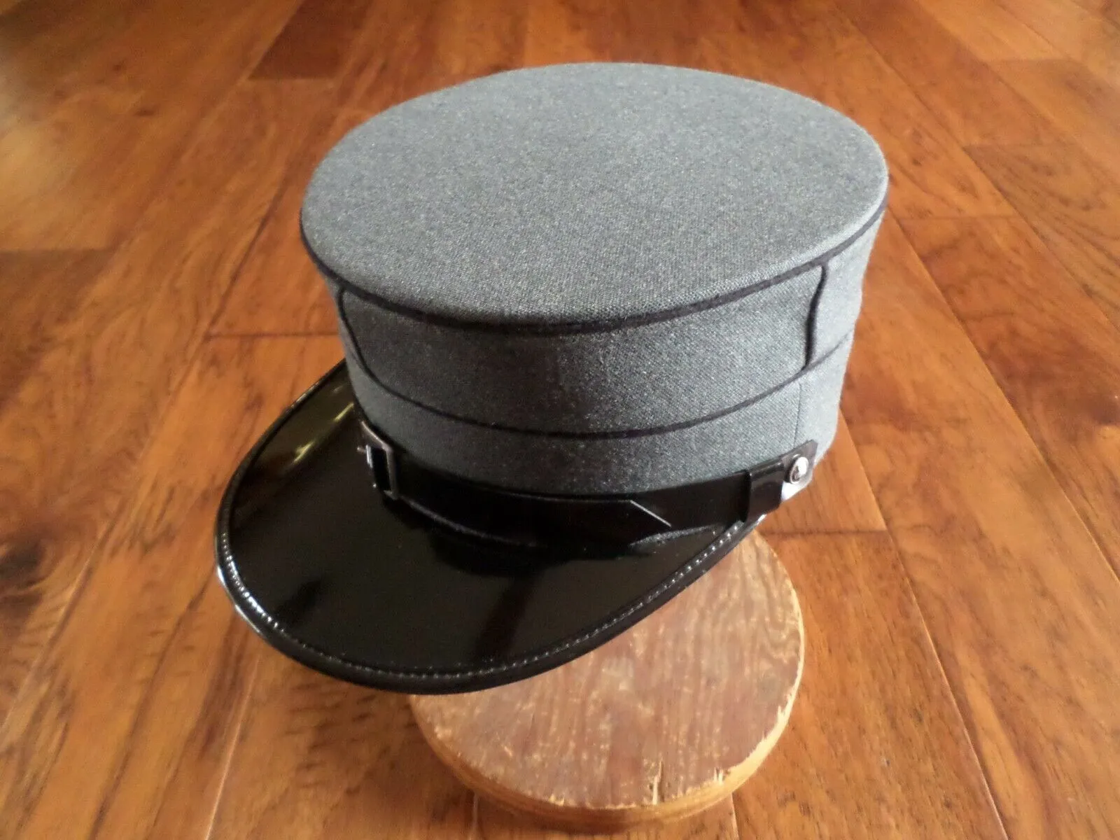 NEW GENUINE VINTAGE SWISS MILITARY KEPI HAT 1989 VINTAGE GRAY & BLACK